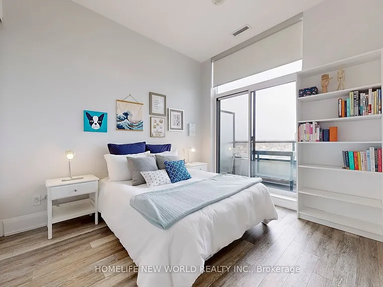 25 Water Walk Dr #Penthouse 15 — Photo 12