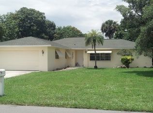 2537 Longboat Dr, Naples, FL 34104