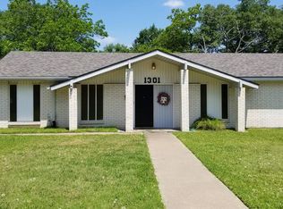 1301 Haines Dr, College Station, TX 77840
