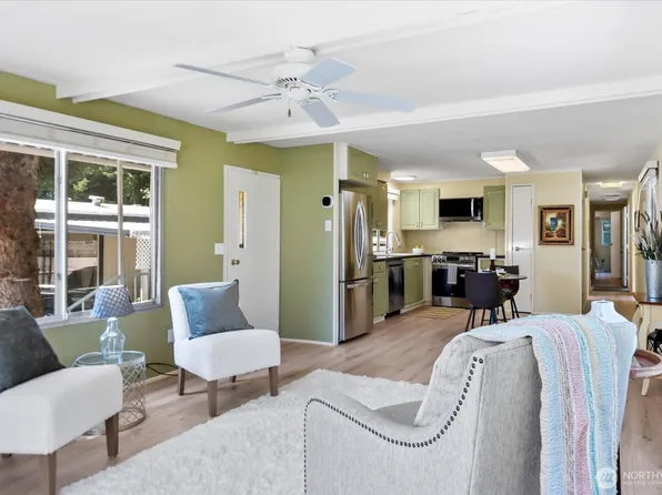 4111 164th Street SW #61, Lynnwood, WA 98087