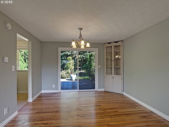 5th image of 4425 SE Old Orchard Ct