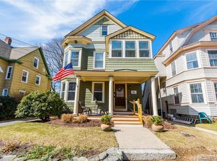 48 Center St, New London, CT 06320