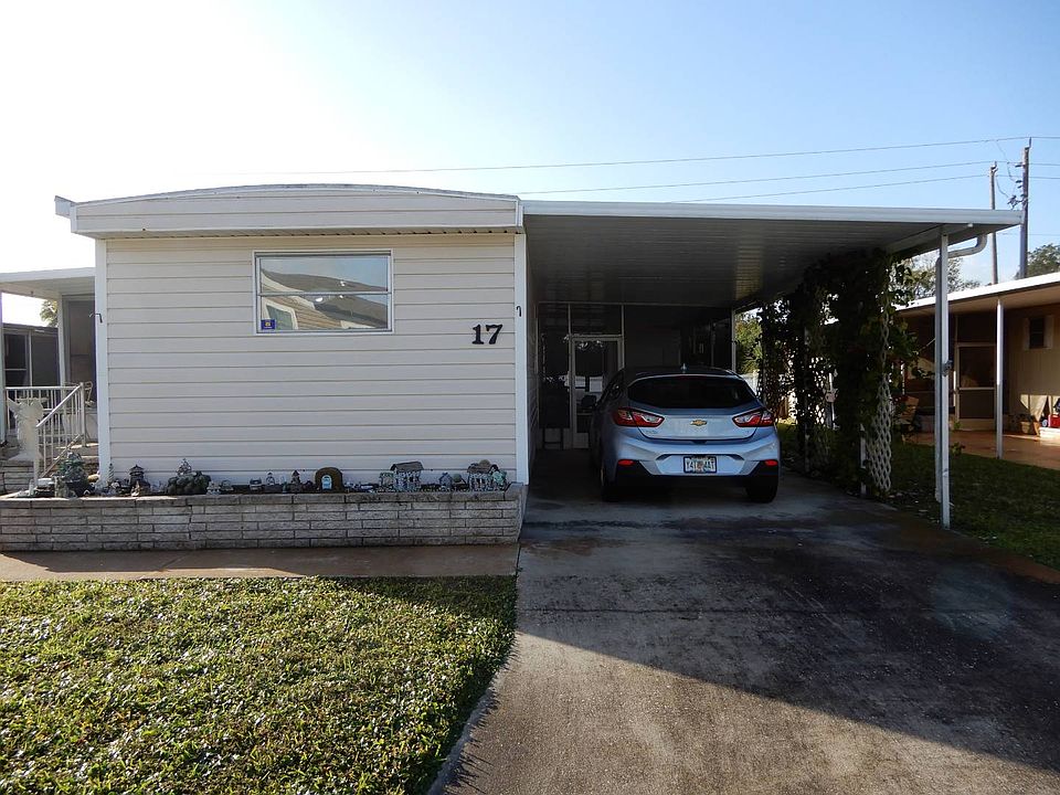 1st image of 17 Flamboyant St #17