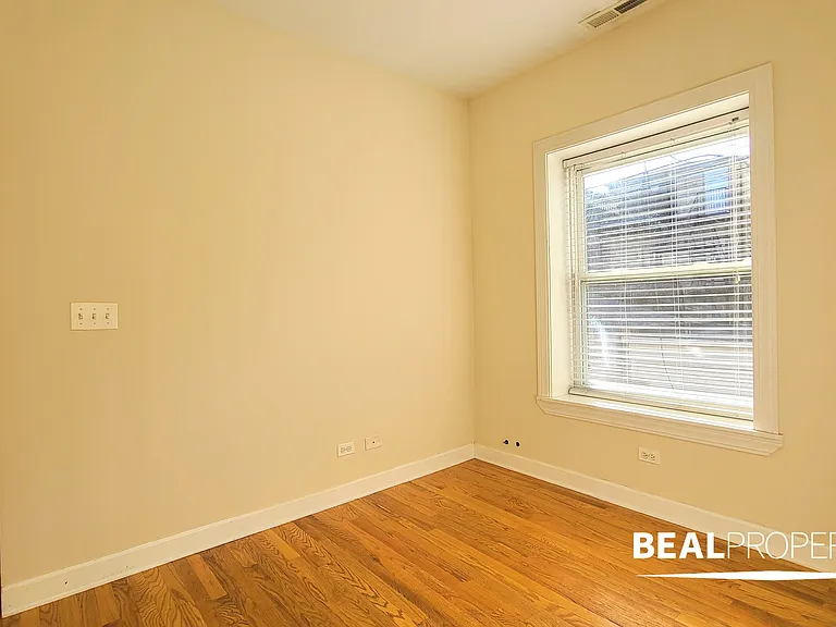 3244-54 N Clifton Ave — Photo 28