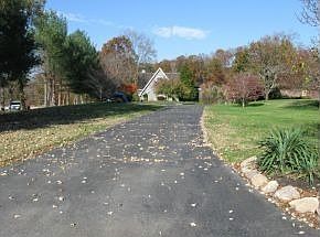 2nd image of 220 Lake Meadow Dr