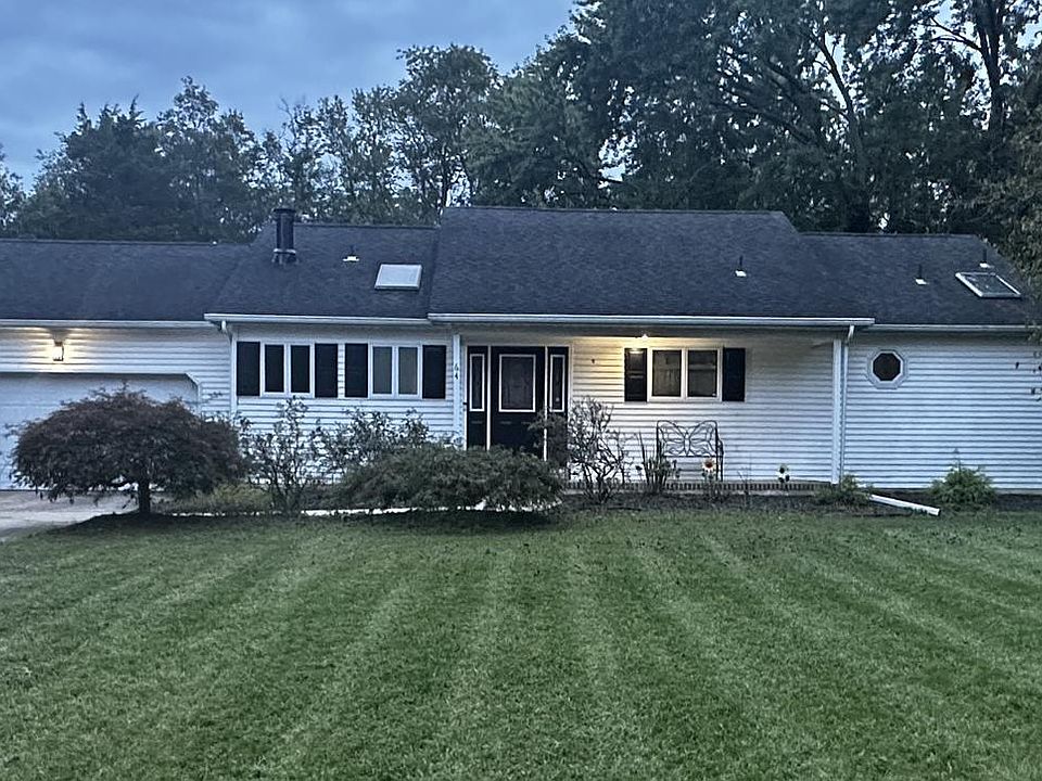 1st image of 64 Fern Rd