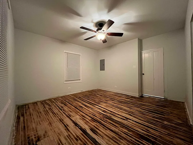 1st Floor Main Bedroom