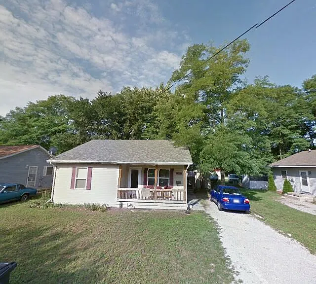 121 Schofield Ct — Photo 1