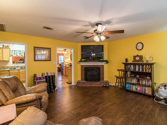 2nd image of 12625 Lake Village Dr