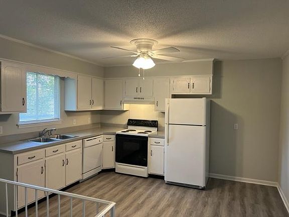 4th image of 7182 Holland Ln #0