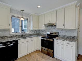 27-29 President Ave #1, Providence, RI 02906