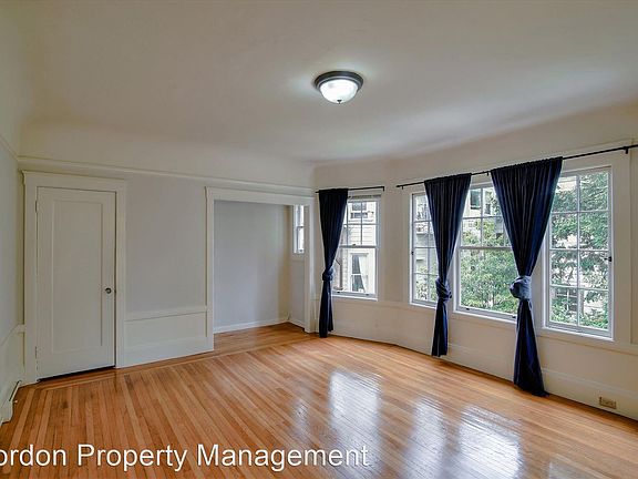4th image of 3678 18th St #4