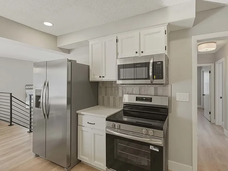 403 Highlight Dr — Photo 6