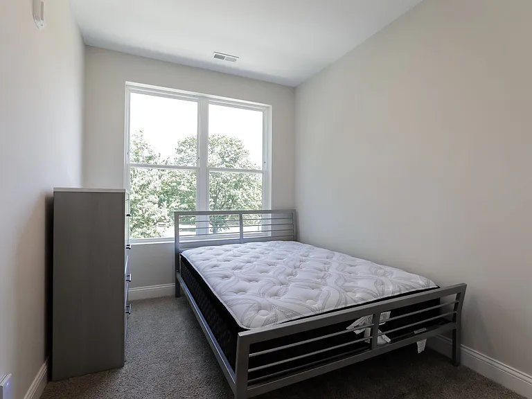 301 W. University Ave — Photo 10