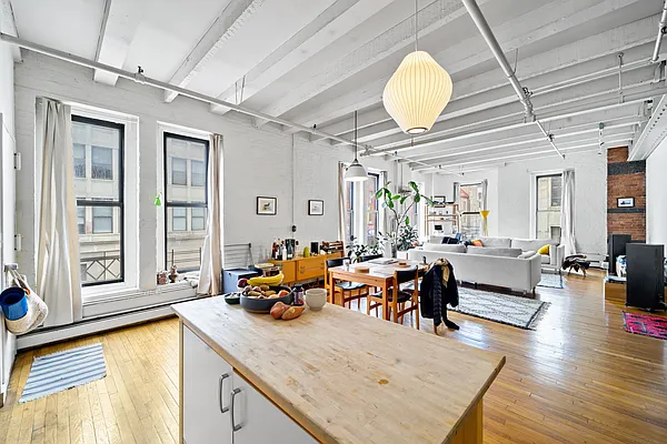 Rented by Corcoran | media 24