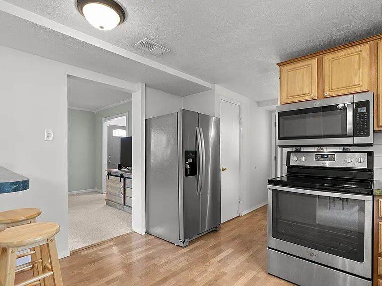 737 Chapelgate Dr — Photo 11