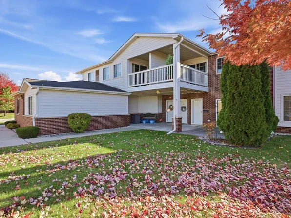 838 Boulder TRAIL #205, Mount Pleasant, WI 53406