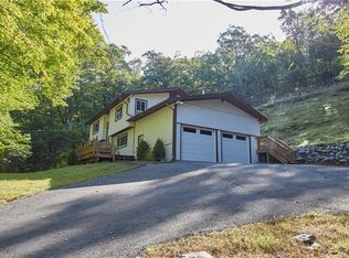 66 Dug Rd, Chester, NY 10918