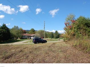 10739 Haystack Rd, Thurmond, NC 28683