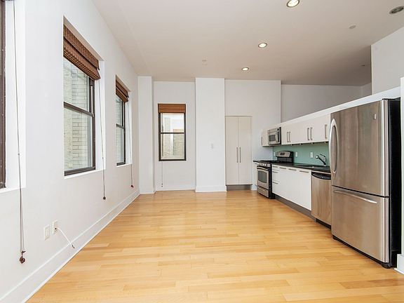 5th image of 4 Beacon Way APT 105