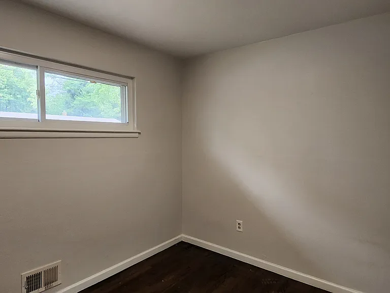 16 Parkway Blvd — Photo 8