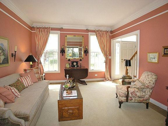 4th image of 533 Malden Ave