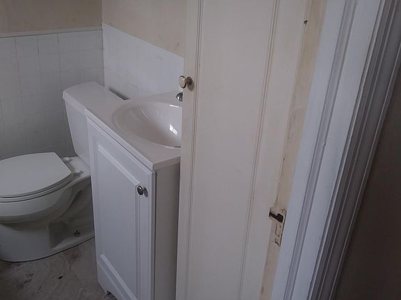 3rd image of 210 Ocean Ave Floor 1