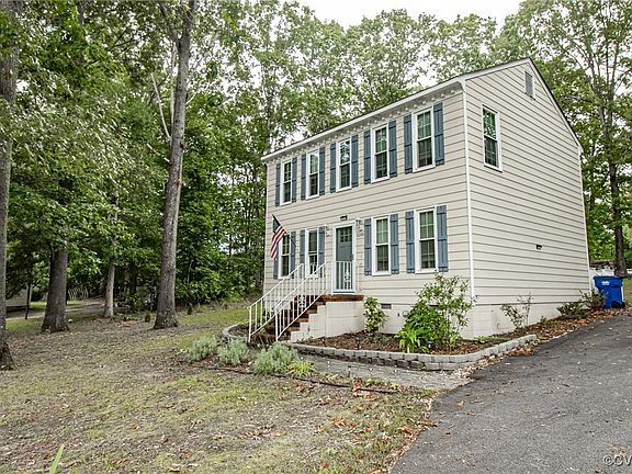 3rd image of 5208 Branchester Dr