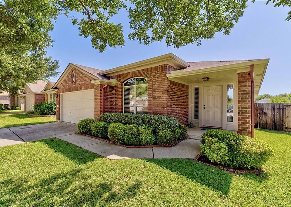 1st image of 3423 Sandy Koufax Ln