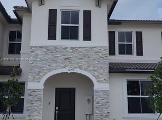 12113 NW 23 Ct, Miami, FL 33125