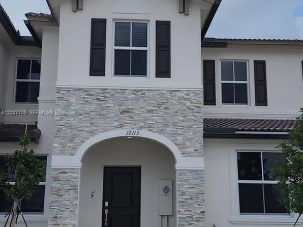 12113 NW 23 Ct, Miami, FL 33125