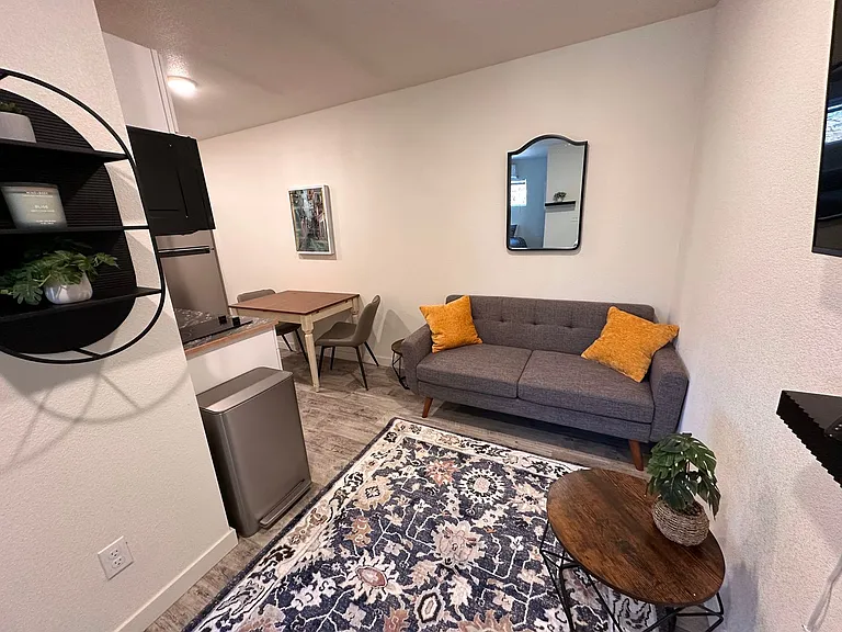 Easy Street Townhomes — Photo 17