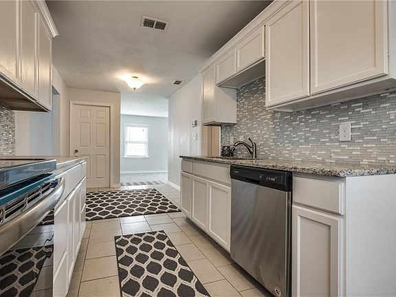 4th image of 5008 Sherwood Dr