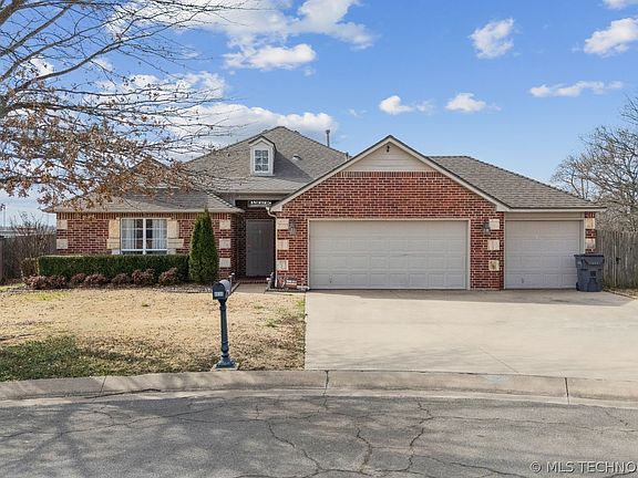 2nd image of 8050 Silverado Rd