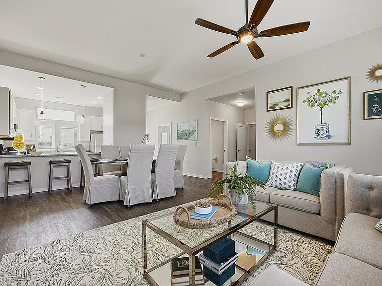 Burr Oak Commons — Photo 19