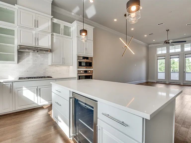 2262 Alterbrook Ln — Photo 14