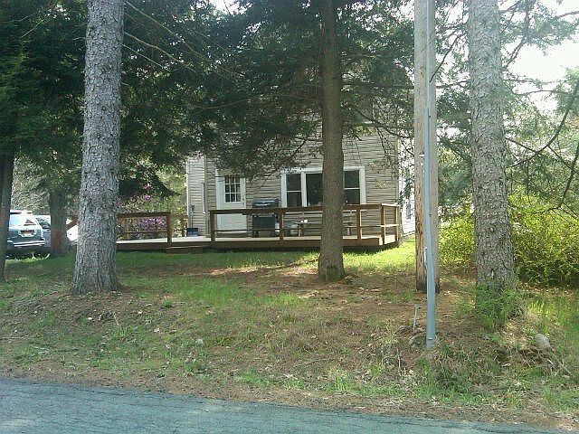 2nd image of 166 Old Sackett Rd