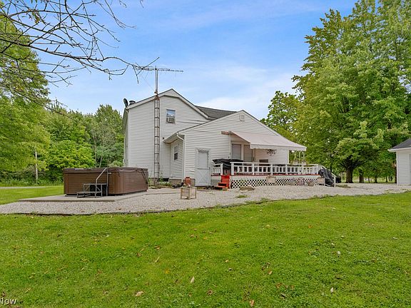 5th image of 4857 Ridge Rd