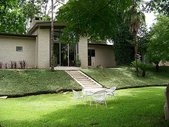 4th image of 218 Oyster Creek Dr
