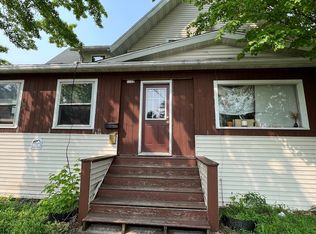 1227 High Ave #A, Oshkosh, WI 54901