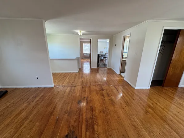 (undisclosed Address), Franklin Square, NY 11010