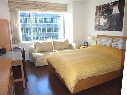 Rented by Corcoran | media 21