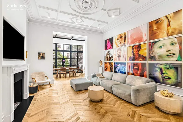 Sold by Sotheby's International Realty | media 2