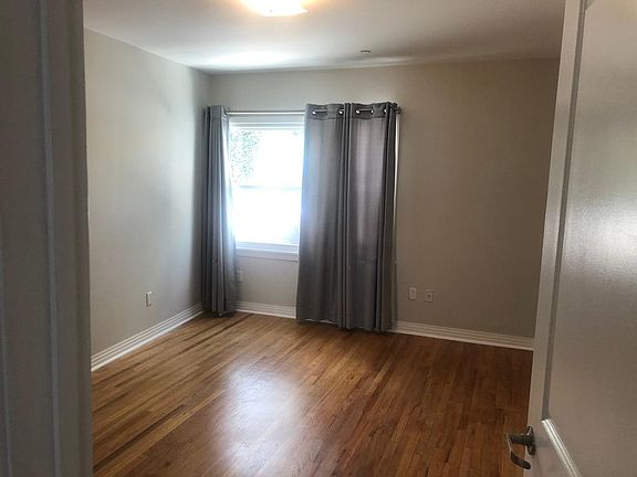 4th image of 1250 Edris Dr APT 2