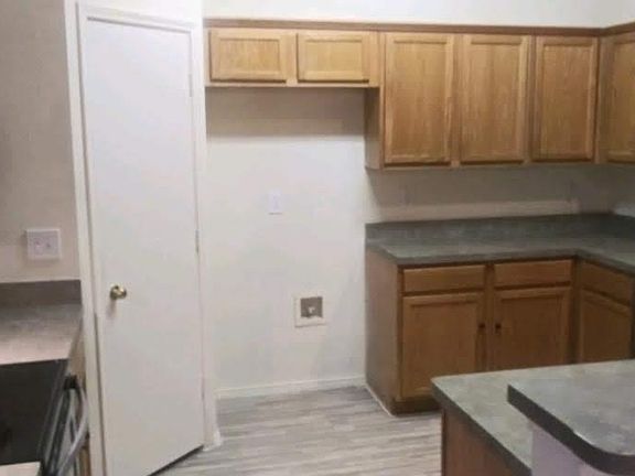 5th image of 110 Charlotte Dr #110