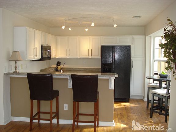 4th image of 1311 Vintage Pointe Dr