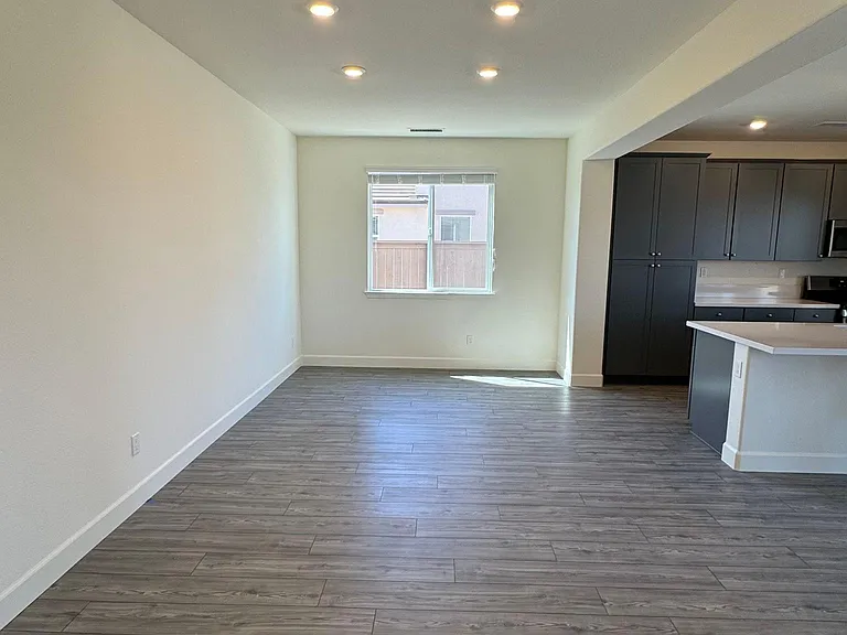 7185 Owl View Dr — Photo 6