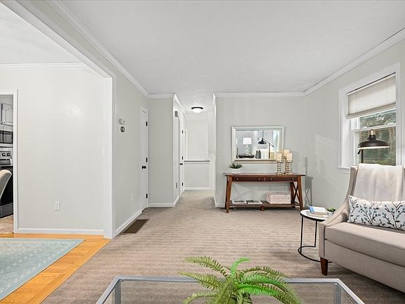 5th image of 235 Heritage Dr #235