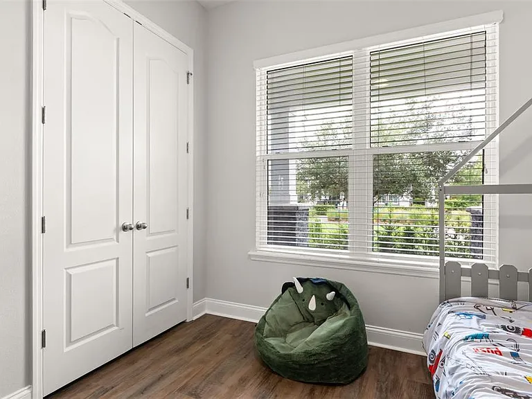 13785 Behring Ave — Photo 31