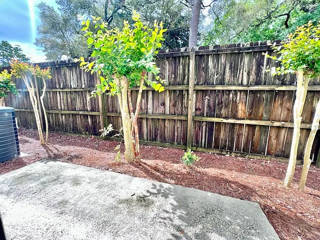 2100 Pomegranate Ct — Photo 20